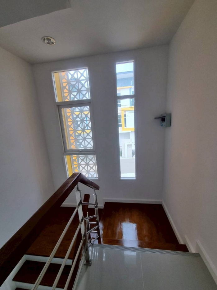 picture 🏡 𝗛𝗢𝗨𝗦𝗘 𝗙𝗢𝗥 𝗦𝗔𝗟𝗘 |  Baan Lang Suan Phutthamonthon Sai 4 - Phetkasem ⚡️ - 9/25