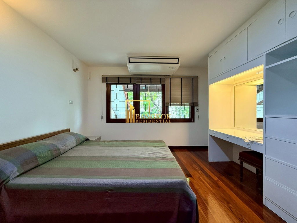 รูป Exceptional 4 Bedroom House in Vibrant Nana Area - BR28305SH - รูปที่ 41/45