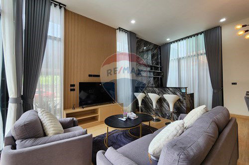 รูป [920611003-85] พูลวิลล่า สัตหีบ - รูปที่ 92/104