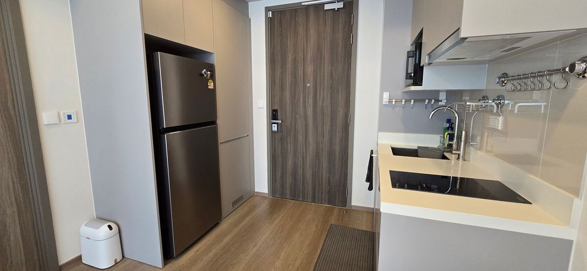 picture Stunning High-Floor Condo with Breathtaking North View | Fully Furnished | Ready to Move In Floor 46 | Premium City View - 6/29