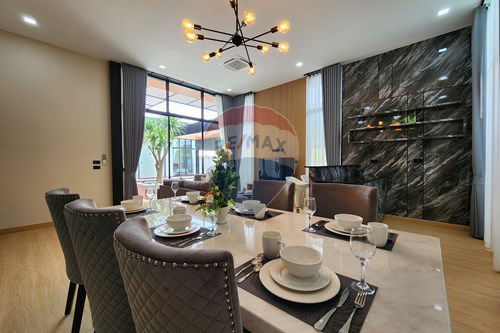 รูป [920611003-85] พูลวิลล่า สัตหีบ - รูปที่ 93/104