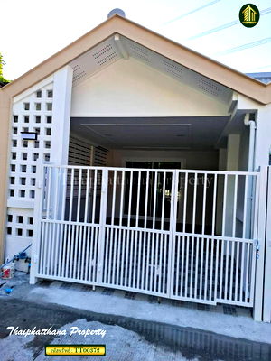 ทาวน์โฮม เทสโก้โลตัส ศรีนครินทร์ : บ้านชั้นเดียวรีโนเวทใหม่ ซอยอุดมเดช 12 ซอยมิตรไมตรี ใกล้ BTS ช้างเอราวัณ