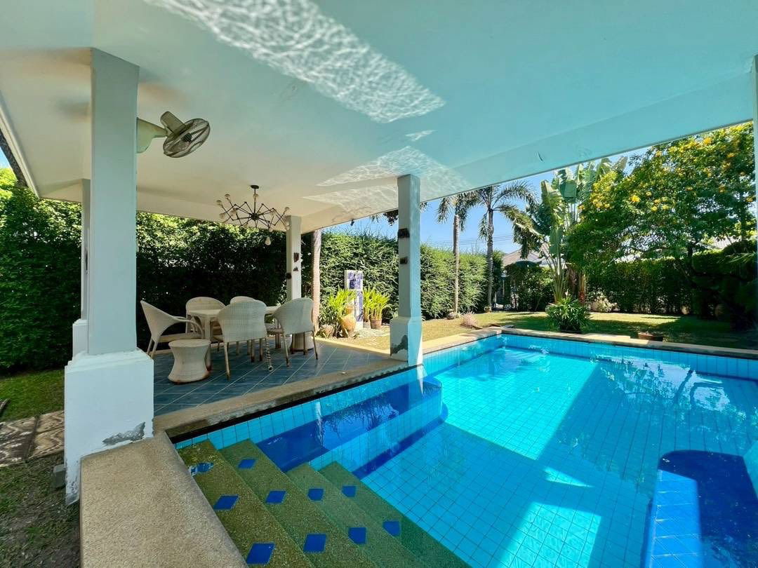 picture European-Thai Home Village 12.9 million baht - 2/20