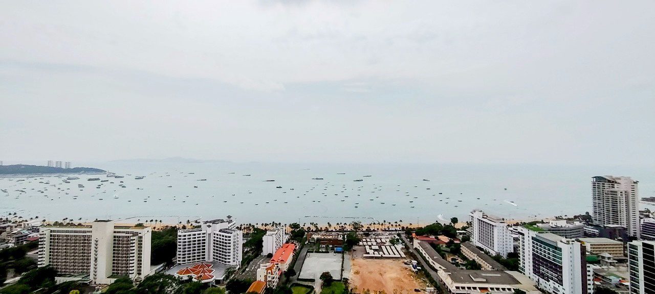 picture Centric Sea Pattaya 2 Bedrooms for Sale - 16/17