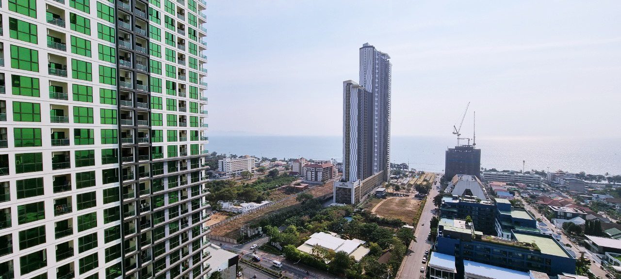 picture Riviera Ocean Drive 1 Bed for Sale - 12/15