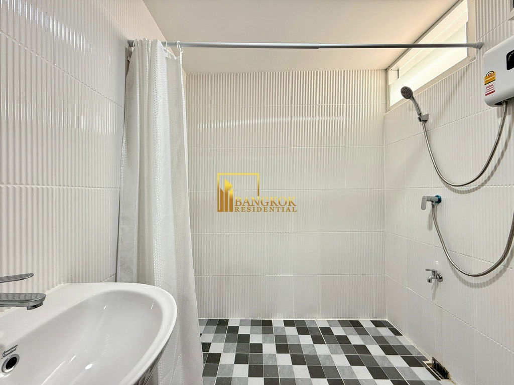 รูป Exceptional 4 Bedroom House in Vibrant Nana Area - BR28305SH - รูปที่ 39/45