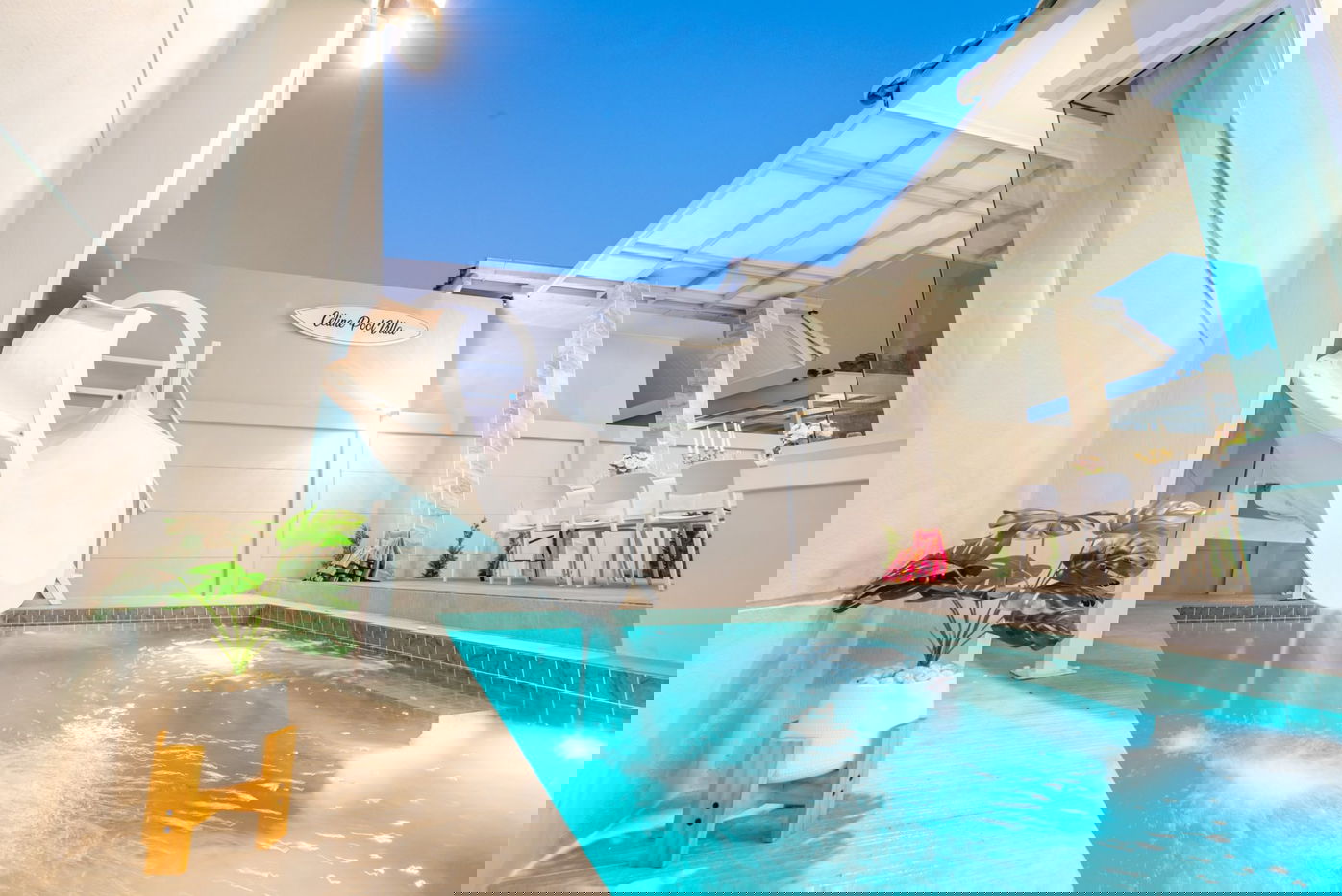 รูป 3-Bedroom Pool Villa in Huay Yai for Sale - รูปที่ 3/14