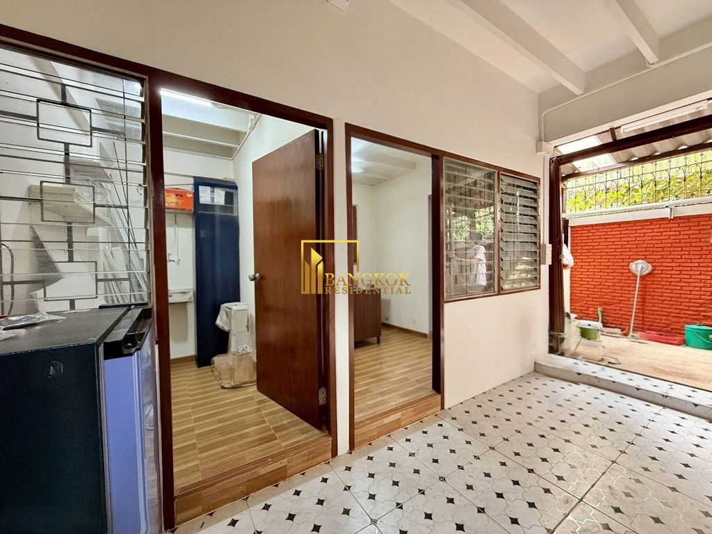 รูป Exceptional 4 Bedroom House in Vibrant Nana Area - BR28305SH - รูปที่ 45/45