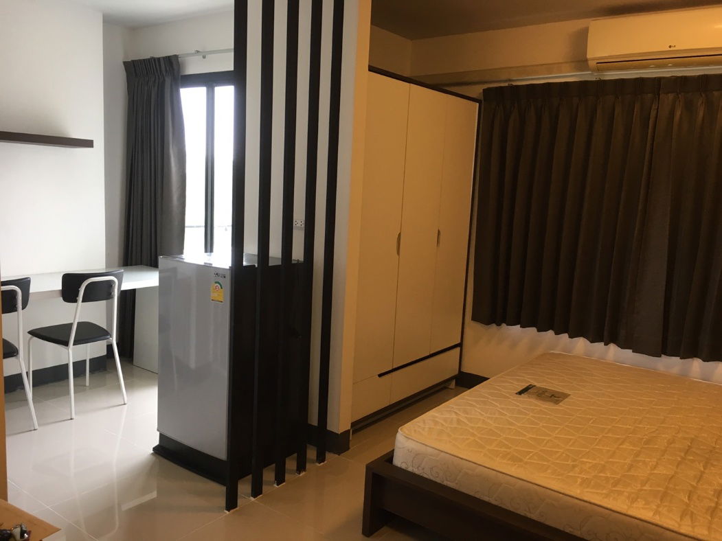 picture The Avenue Spring for rent the best price. - 6/10