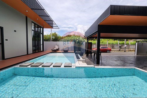 รูป [920611003-85] พูลวิลล่า สัตหีบ - รูปที่ 67/104