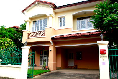 บ้านเดี่ยวให้เช่า : ให้เช่าบ้าน ที่ หมู่บ้านมัณฑนา พระยาสุเรนทร์