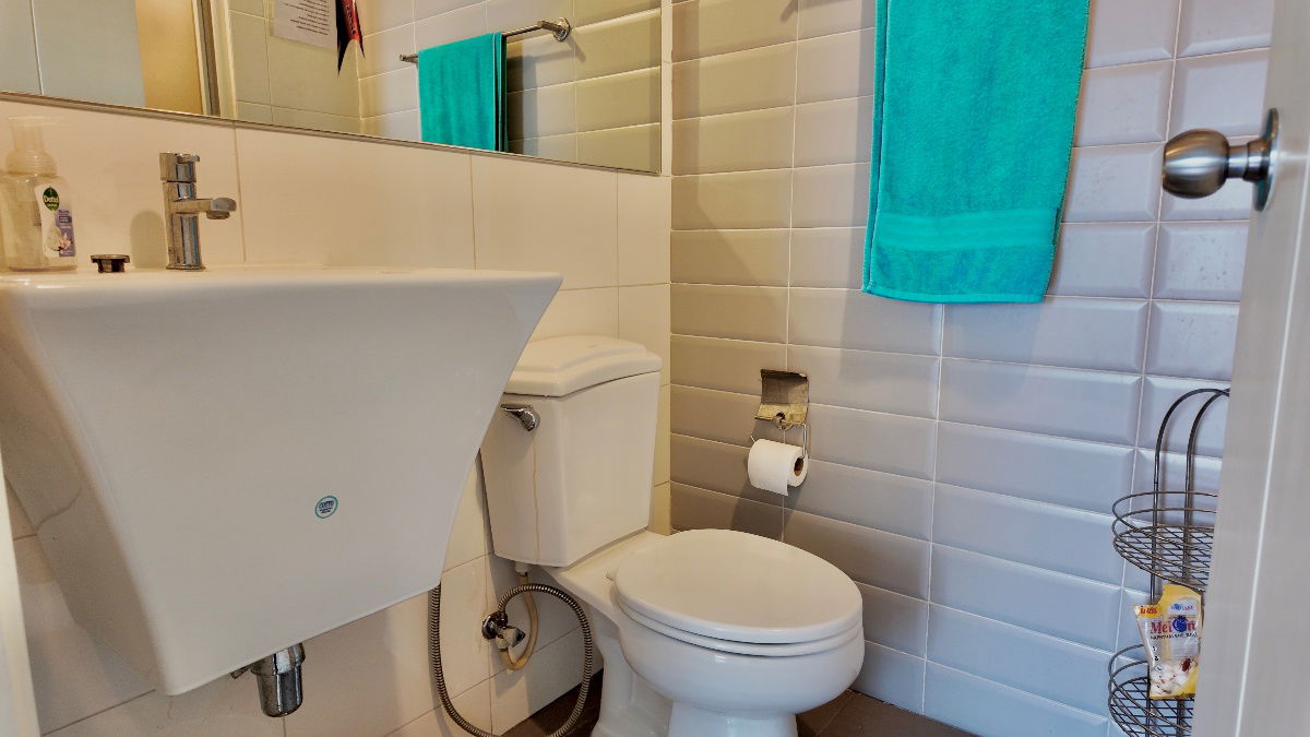 picture 1-Bed condo close to BTS Ekamai 28SQM with City view - Aspire Rama 4 - 9/22