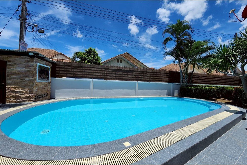 รูป [920611001-399] "บ้านเดี่ยวสัตหีบ ติดถนนสุขุมวิท พร้อมสระว่ายน้ำ" - รูปที่ 43/43