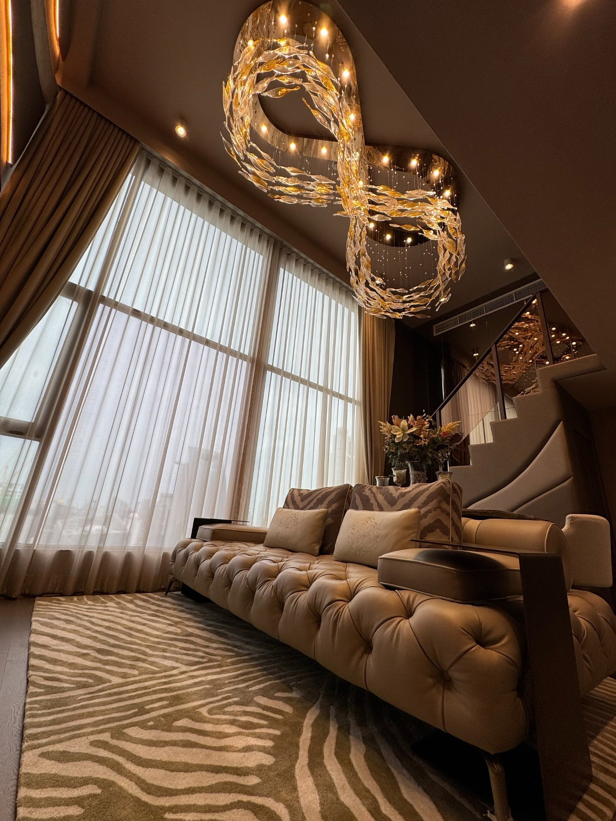 ให้เช่าคอนโด Park Origin Ratchathewi | คอนโด Luxury | ใกล้ BTS ทองหล่อ สนใจ @sacondo