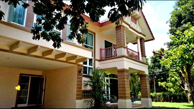 เช่าบ้านเดี่ยว ถนนราชพฤกษ์ : ให้เช่าบ้านเดี่ยว ลัดดารมย์ ชัยพฤกษ์-แจ้งวัฒนะ พื้นที่ 121.5 ตรว. ทำเลดีที่สุดในโครงการ บ้านพื้นที่เยอะมาก  บ้านหัวมุม  ติดถนนใหญ่และสวนหย่อม 2 จุด