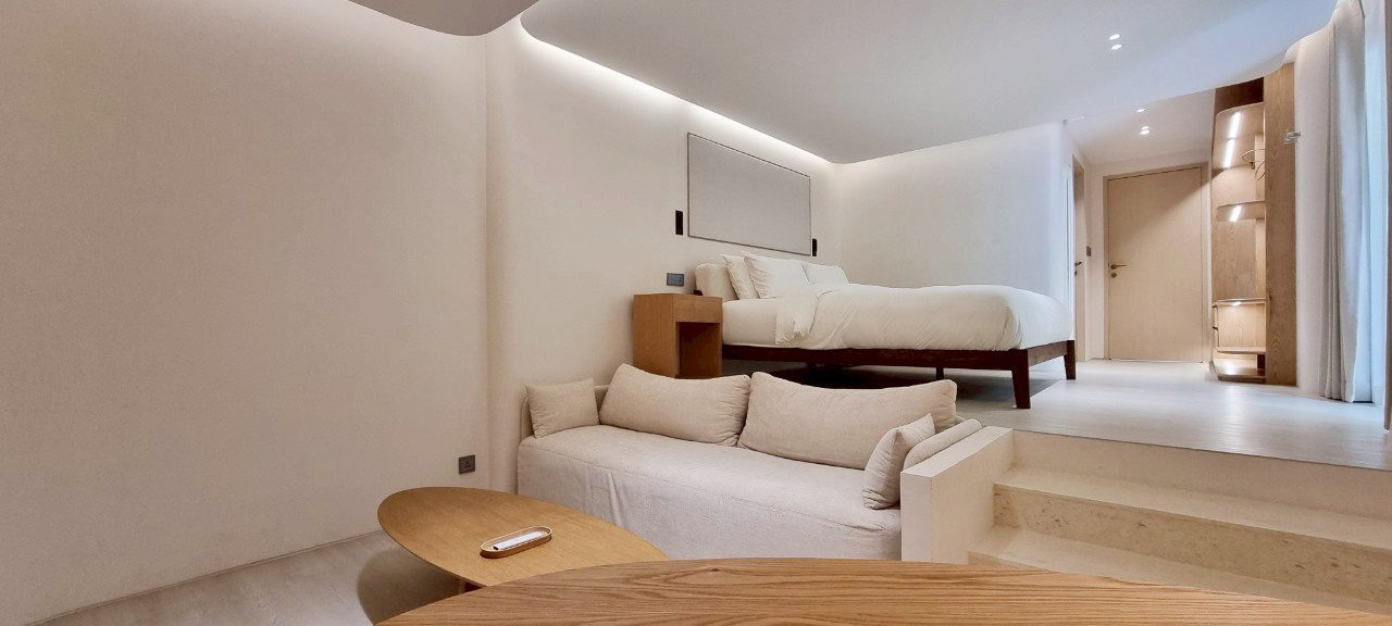 picture Luxury Modern Pool Villa in Na Jomtien for Sale - 12/25