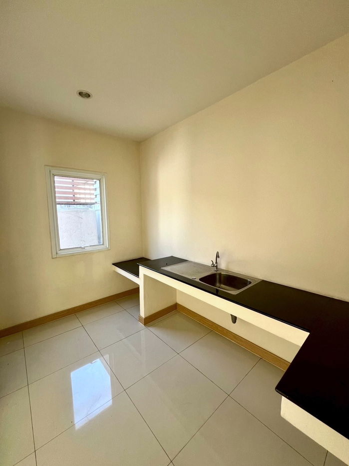 รูป 🚩ให้เช่า ทาวน์โฮม 3 ชั้น หลังมุม ใกล้ Central Eastville 5 นาที บ้านบุณณดา ซ.ประดิษฐ์มนูธรรม 10 | 3 ห้องนอน 4 ห้องน้ำ 🛣️ใกล้เลียบด่วน - รูปที่ 6/20