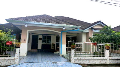 เช่าบ้านเดี่ยว เมืองเชียงราย เชียงราย : ให้เช่าบ้านเดี่ยวชั้นเดียว   3  ห้องนอน     2  ห้องน้ำ  1  ที่จอดรถ  1 ห้องครัว 