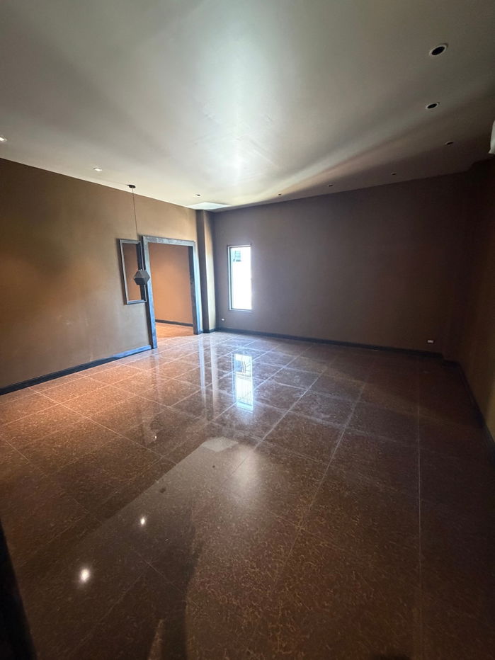 รูป 🏗️ ขายโฮมออฟฟิศ 2 ชั้น — ทำเลทอง “ติดถนนพระราม 9” - รูปที่ 6/17