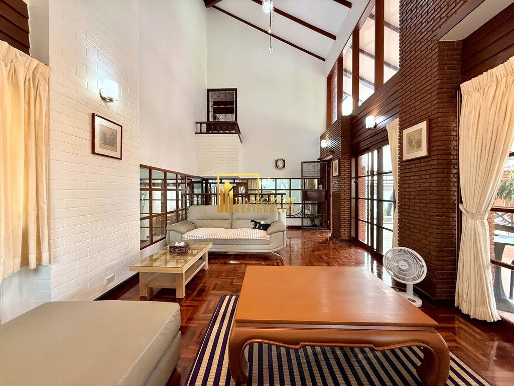 รูป Exceptional 4 Bedroom House in Vibrant Nana Area - BR28305SH - รูปที่ 13/45