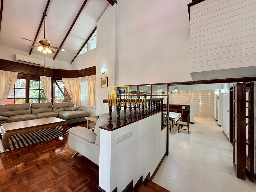 รูป Exceptional 4 Bedroom House in Vibrant Nana Area - BR28305SH - รูปที่ 10/45