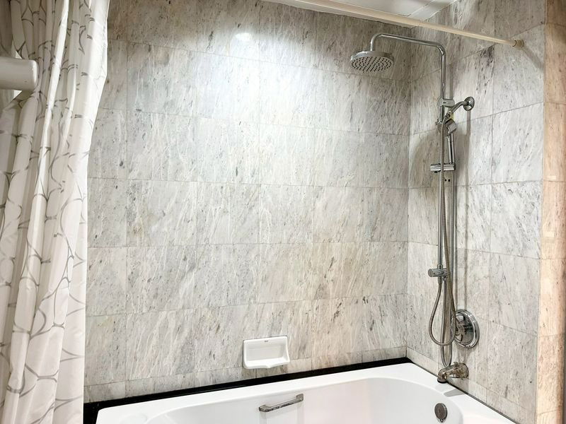 picture For Rent Condo The Royal Place 1 - 13/14