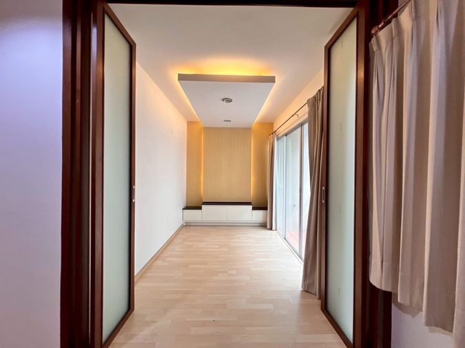 3-bed townhouse for rent, 200 sqm, 22 sq wah, NOBLE CUBE PATTANAKARN