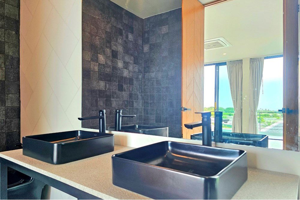รูป [920601001-538] Brand New Modern Luxury Villa in Hua Hin 126 For Sale - รูปที่ 56/79