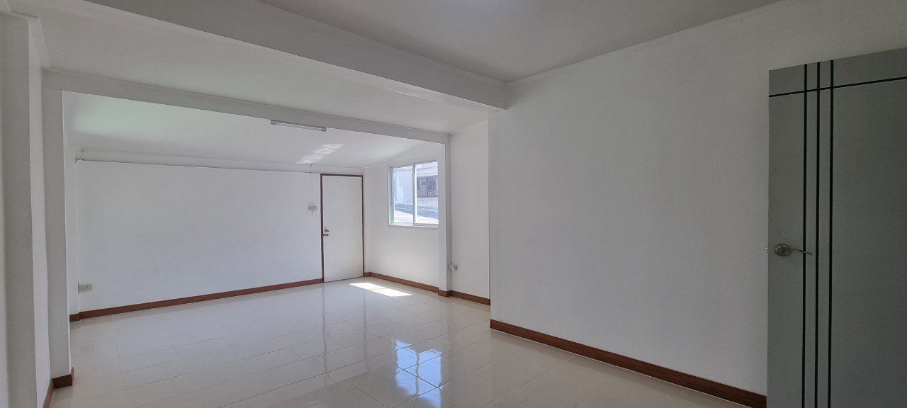 picture Townhouse in Central Pattaya for Sale - 6/12