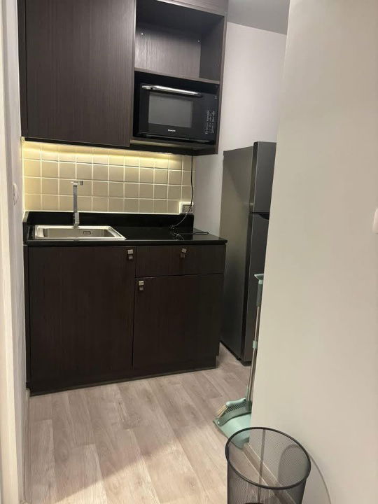 picture code : E195 Unio Ramkhamhaeng–Serithai - 3/6