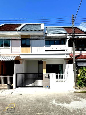 ทาวน์โฮม ภูเก็ต : หมู่บ้านเอกศิริชัย ใกล้ราชภัฏ เพียง 2 นาที ซ.รัษฎารำลึก หลังบ้านไม่ติดกับบ้านหลังอื่น มาพร้อมวิวขุมน้ำ  