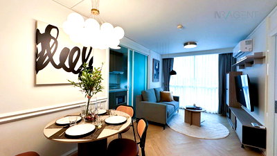 Condos for rent : For Rent Condo CHATEAU IN TOWN PHAHOLYOTHIN 11 Building 1, Floor 6,2 bed room, Room size 44 sqm