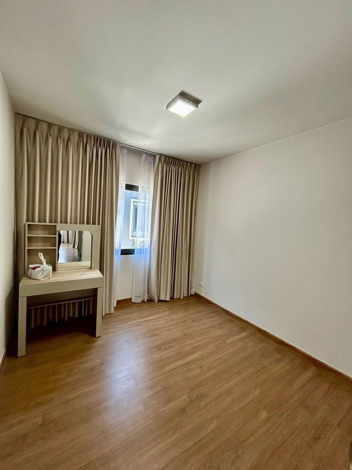 picture Townhome for Rent – Baan Klang Muang Phahol–Ramintra 3-storey townhome, available from 12 December 2025 Near Don Mueang Airport Fully furnished  - 14/20