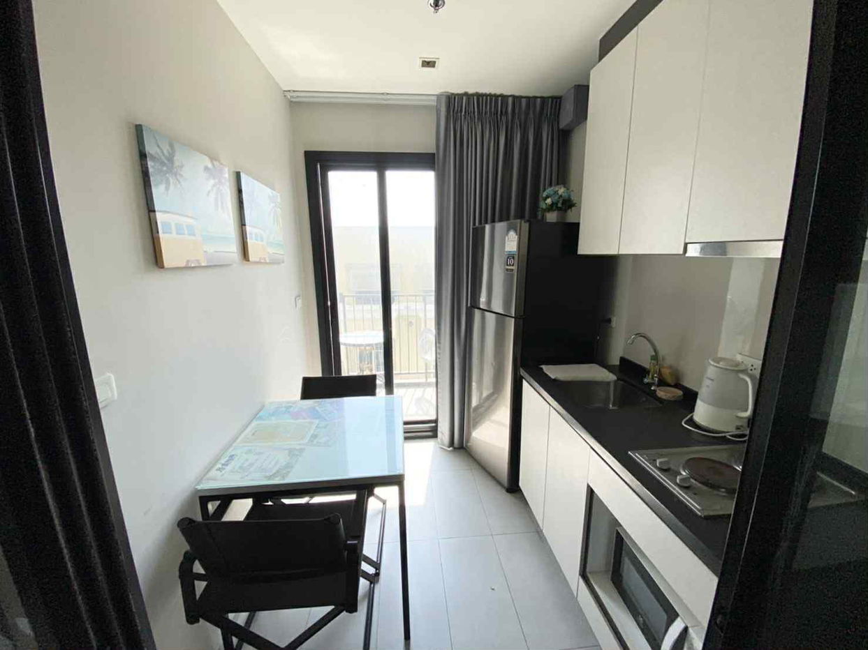 รูป Sea View 1-Bedroom Condo for Sale – The Base Central Pattaya - รูปที่ 2/4