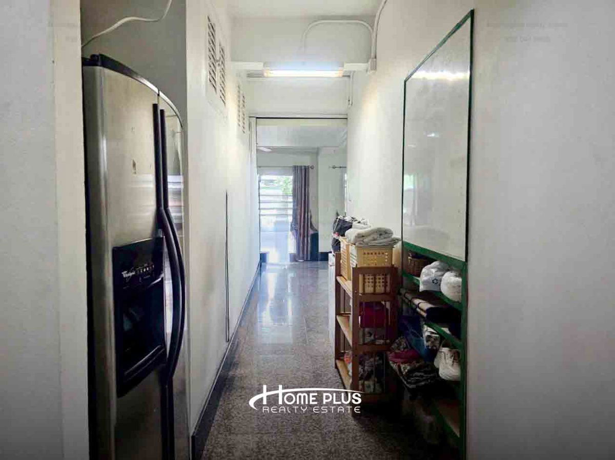 รูป บ้านเดี่ยว 2 ชั้น หมู่บ้านธนาสุข ซอยเพชรเกษม81 (ขายพร้อมกัน 2 หลัง) - รูปที่ 13/30