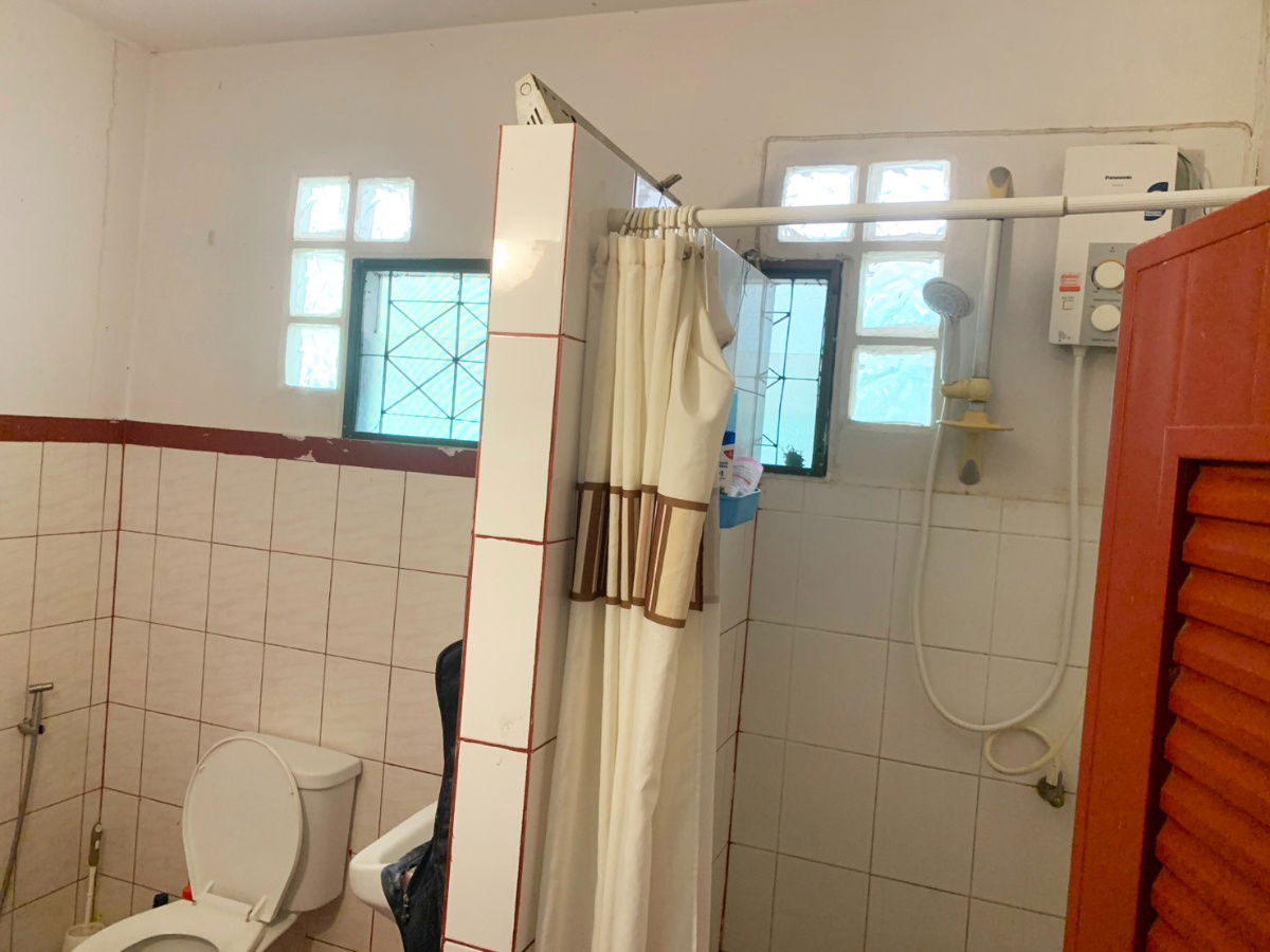 picture Two storey house for rent with 2 bedrooms,1 toilet and 1 kitchen. - 7/12