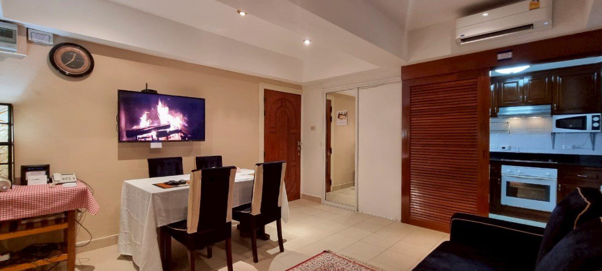 รูป Pattaya Tai Center Condo 1 Bedroom for Sale - รูปที่ 2/12