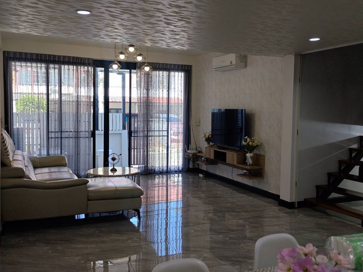 รูป [เช่า] ทาวน์เฮ้าส์ 2 ชั้น ตกแต่งหรู พร้อมอยู่ ย่านพระโขนง / เอกมัย - รูปที่ 5/15