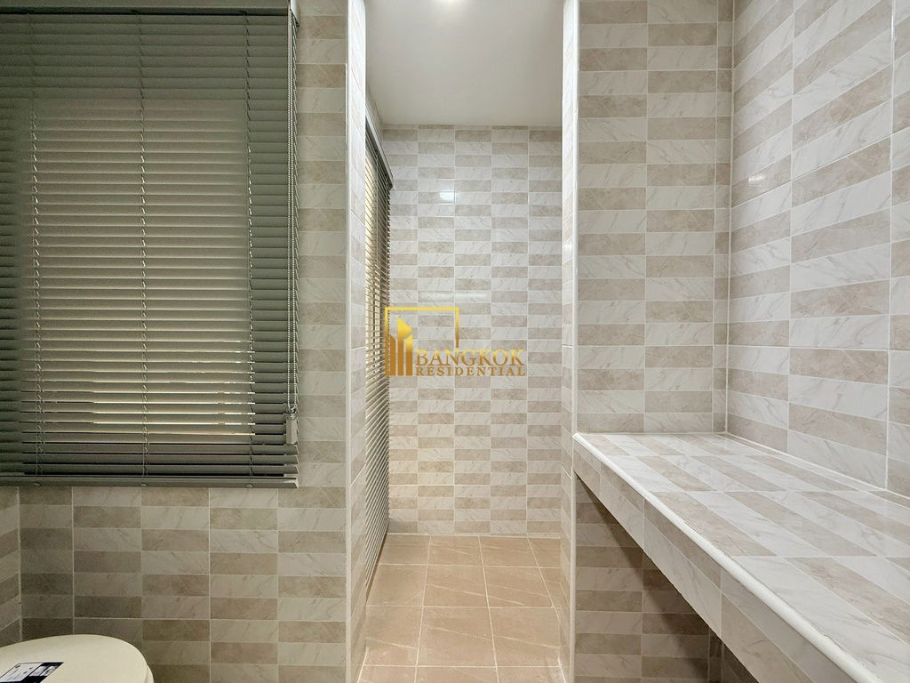 รูป Exceptional 4 Bedroom House in Vibrant Nana Area - BR28305SH - รูปที่ 29/45