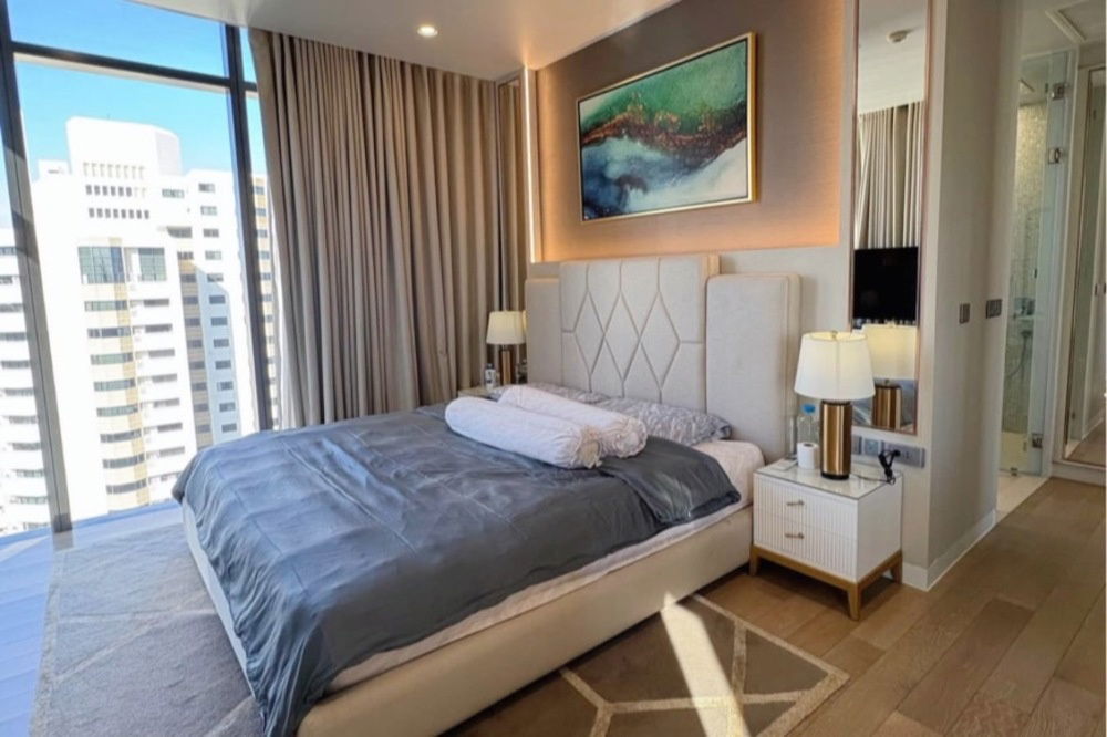 picture ðĨ Sale ! Private Lift, high floor 20++, North Facing, Modern,luxurious style! Code C20251200001...Vittorio, 2 bed, 3 bath, furnished, Special Deal! - 6/8