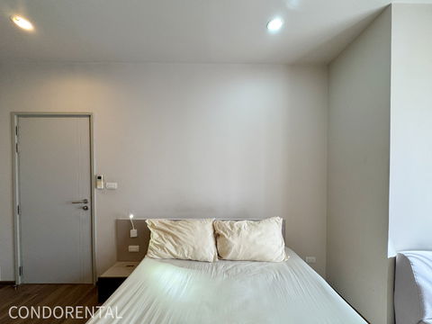 Onyx Phaholyothin ห้องสวย ราคาดี สอบถามเพิ่มเติมได้ที่ Line @condorental