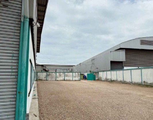 รูป ให้เช่า โกดัง โรงงาน พร้อมสำนักงาน โกดังมีเครน ทำเล ริมถนนพระราม 2 กม.42 / พื้นที่ดิน 2.5 ไร่ / พื้นที่ใช้สอยรวม 1,450 ตารางเมตร / รถเทเลอร์เข้าออกได้ - รูปที่ 4/17