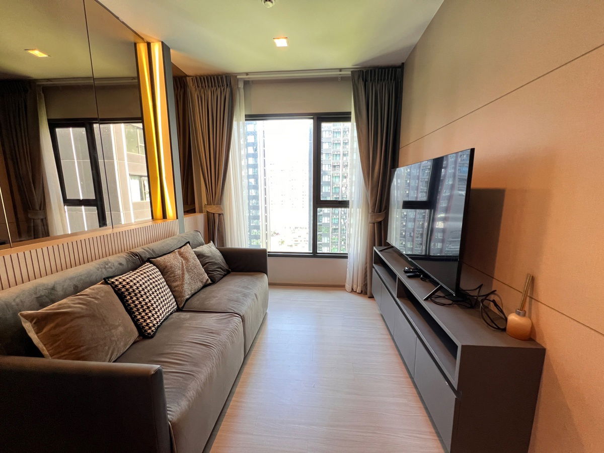 รูป 🔥Built-in ทั้งห้อง ราคาดี ใจกลางพระราม 9-Life asoke rama9🔥 - รูปที่ 8/10