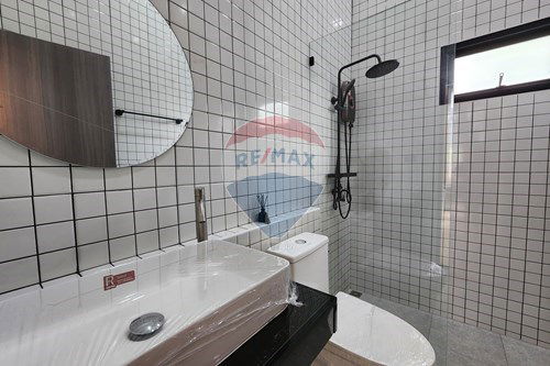 รูป [920611003-85] พูลวิลล่า สัตหีบ - รูปที่ 57/104