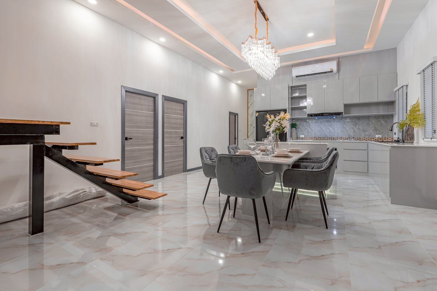 รูป ขายบ้านเดี่ยว 5 ห้องนอน พูลวิลล่า อีสต์ปัตตา - รูปที่ 18/28