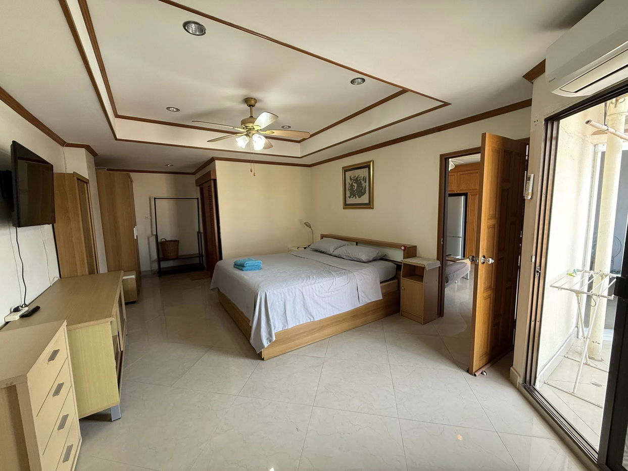 รูป 1-Bedroom Condo for Sale – Jomtien Thip Condotel - รูปที่ 2/4