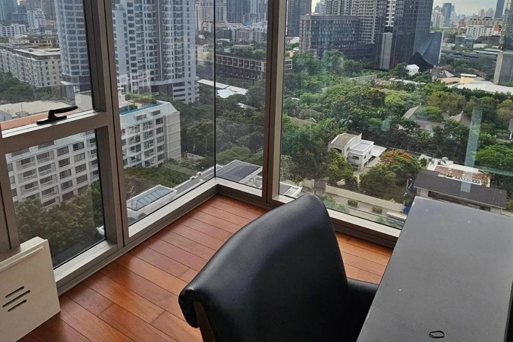 picture Sale with tenant! high floor13++, City View, North Facing, Pet Friendly !🔥 Code C20250800057.Ashton Morph 38, 1 bed, 1 bath, furnished, Special Deal! - 10/11