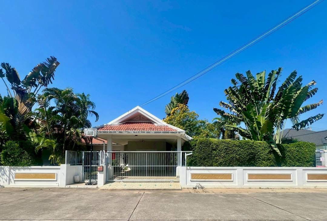 picture European-Thai Home Village 12.9 million baht - 1/20