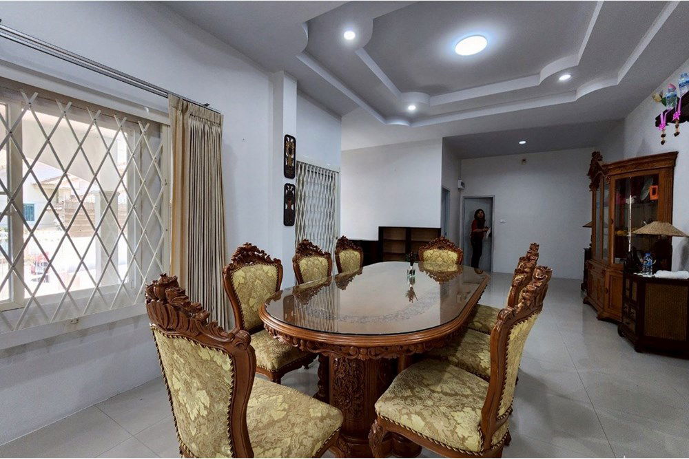 รูป [920611001-399] "บ้านเดี่ยวสัตหีบ ติดถนนสุขุมวิท พร้อมสระว่ายน้ำ" - รูปที่ 8/43