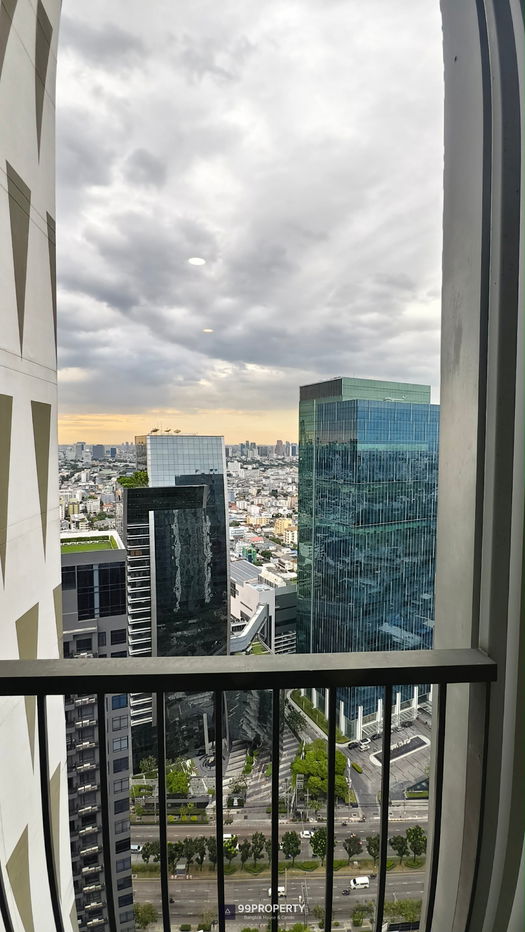 picture For rent 𝙉𝙤𝙗𝙡𝙚 𝙍𝙚𝙫𝙤𝙡𝙫𝙚 𝙍𝙖𝙩𝙘𝙝𝙖𝙙𝙖 𝟐 Ready to move in - 10/10